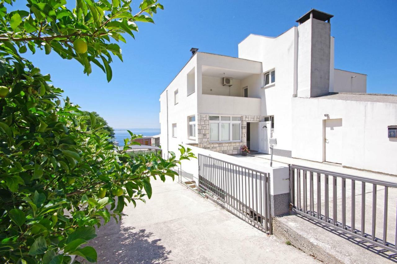 Apartments Solis Макарска Екстериор снимка