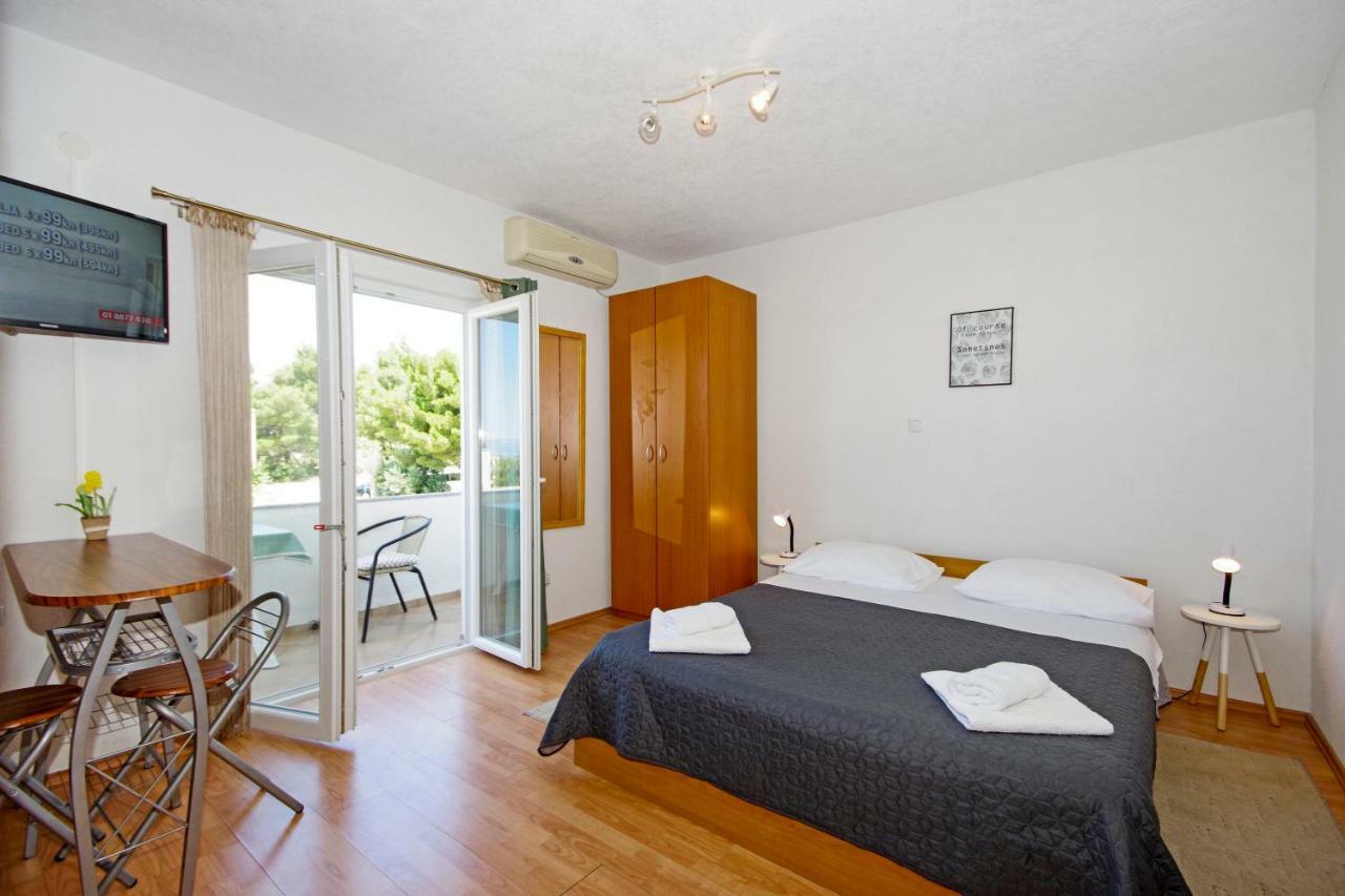 Apartments Solis Макарска Екстериор снимка