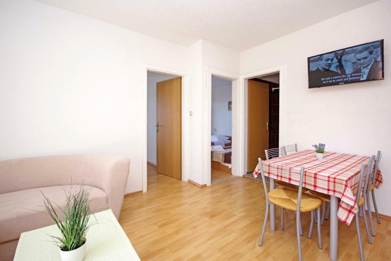 Apartments Solis Макарска Екстериор снимка