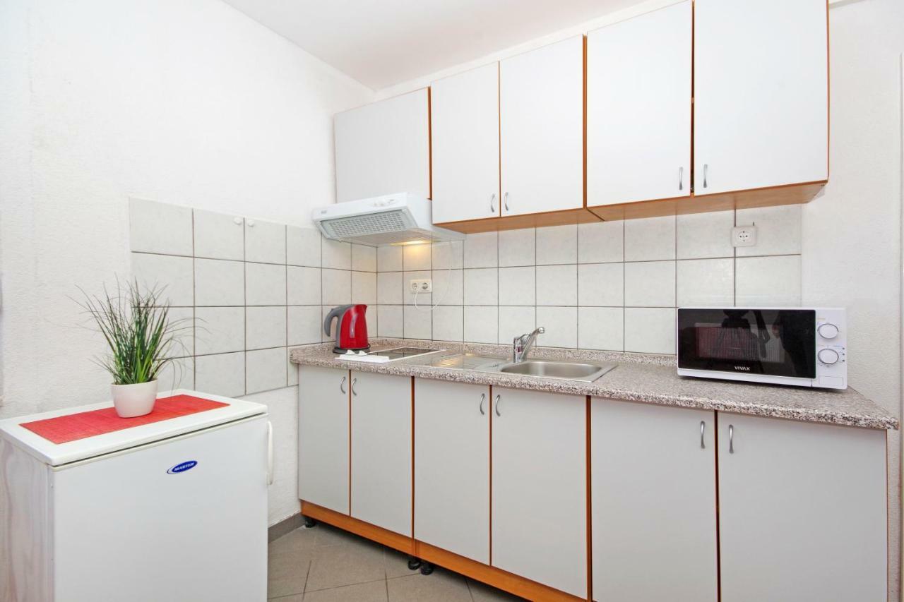 Apartments Solis Макарска Екстериор снимка